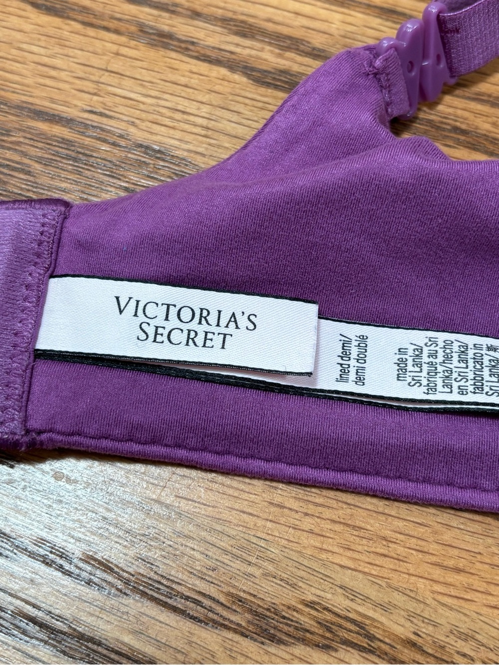 VICTORIA'S SECRET Lined Demi Bra Underwire Convertible Adjustable Straps Sz 38DD - Picture 6 of 7
